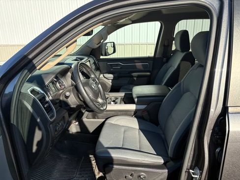Used 2019 RAM 1500 Big Horn AWD/4WD image 25