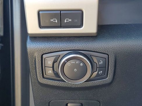 Used 2019 Ford F250 Lariat image 18