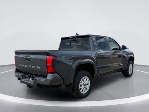 Used 2024 Toyota Tacoma SR5 AWD/4WD image 8
