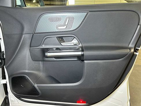 Certified 2026 Mercedes-Benz GLA 250 4MATIC image 10