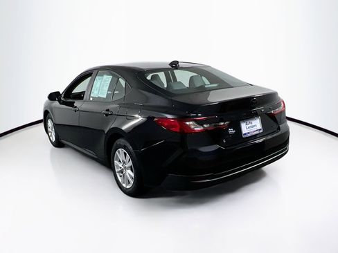 Used 2025 Toyota Camry LE w/ Convenience Package image 7