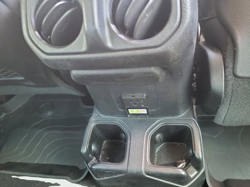 Certified 2020 Jeep Wrangler Rubicon AWD/4WD image 11