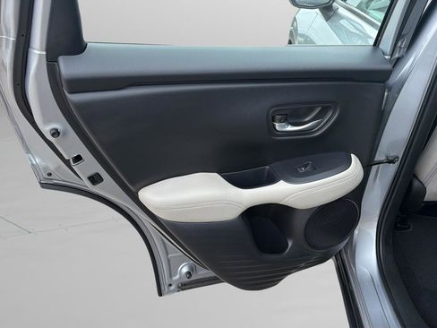 Used 2025 Honda HR-V LX image 14