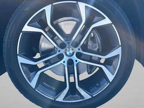 Certified 2025 BMW X5 sDrive40i w/ Climate Comfort Package image 9