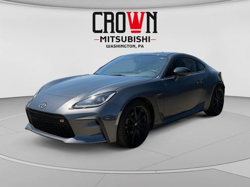 Used 2024 Toyota GR86 Premium RWD image 7