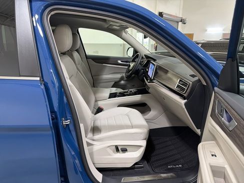 New 2026 Volkswagen Atlas SEL AWD/4WD image 37
