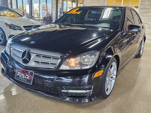 Used 2012 Mercedes-Benz C 250 Sport image 3