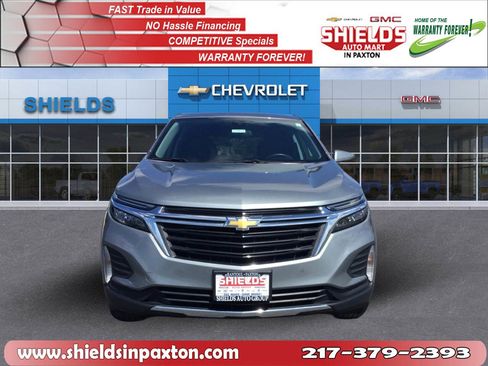 Used 2024 Chevrolet Equinox LT image 2