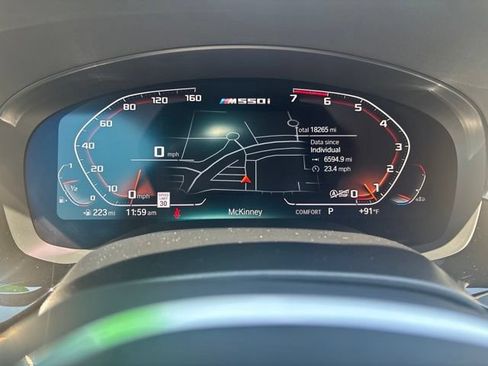 Used 2023 BMW M550i xDrive w/ Executive Package AWD/4WD image 9