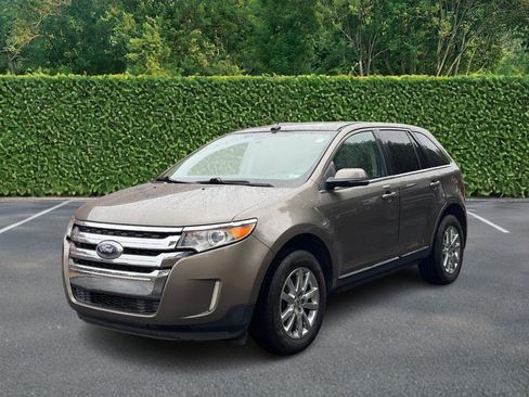 Used 2014 Ford Edge Limited w/ Equipment Group 301A FWD image 8