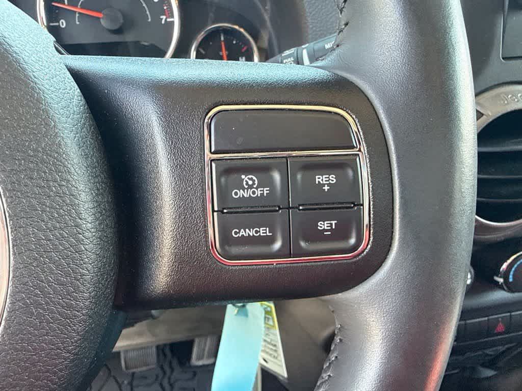 Used 2015 Jeep Wrangler Sport AWD/4WD image 18