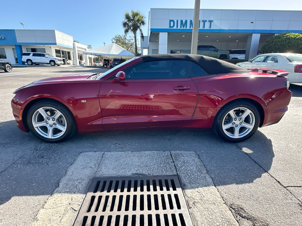 Used 2023 Chevrolet Camaro LT w/ Technology Package RWD image 8