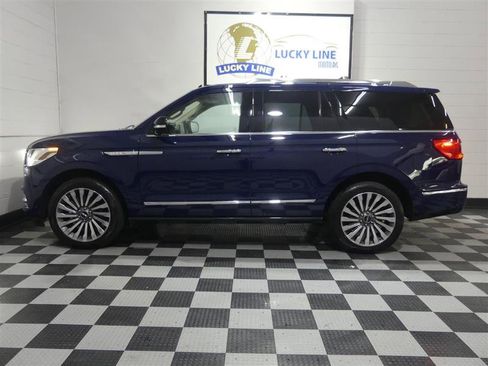 Used 2018 Lincoln Navigator Reserve w/ Technology Package AWD/4WD image 7