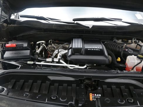 Used 2025 Chevrolet Silverado 1500 ZR2 w/ Technology Package image 17