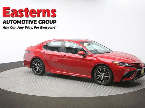 Used 2021 Toyota Camry SE w/ Cold Weather Package image 48