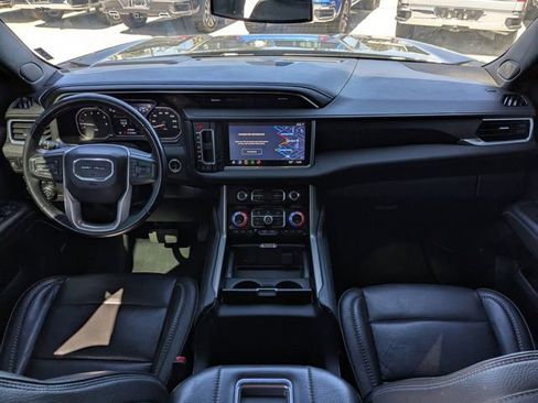 Used 2021 GMC Yukon Denali image 15
