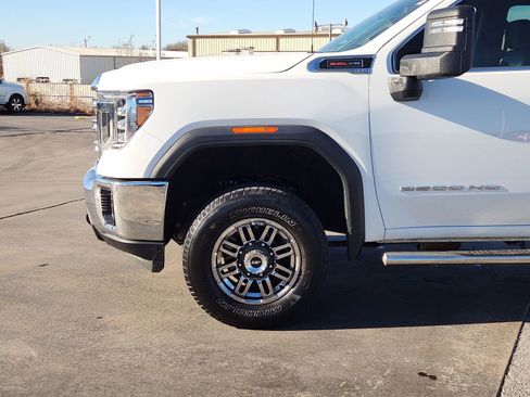 Used 2022 GMC Sierra 2500 SLE w/ SLE Convenience Package image 10