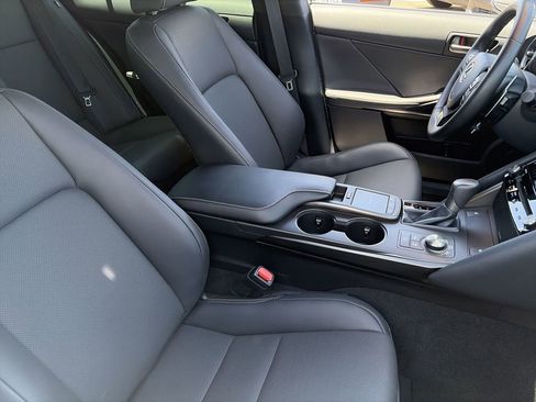Used 2024 Lexus IS 300 F Sport AWD/4WD image 10