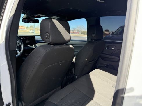 Used 2024 GMC Canyon Elevation w/ Convenience Package image 4