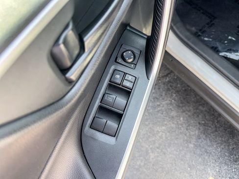 Used 2025 Toyota RAV4 LE AWD/4WD image 19