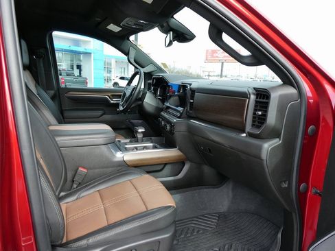 Certified 2023 Chevrolet Silverado 1500 High Country w/ Z71 Off-Road Package image 16