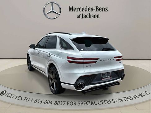 Used 2022 Genesis GV70 3.5T Sport w/ Sport Prestige Package AWD/4WD image 6