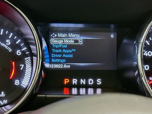 Used 2016 Ford Mustang Premium RWD image 18