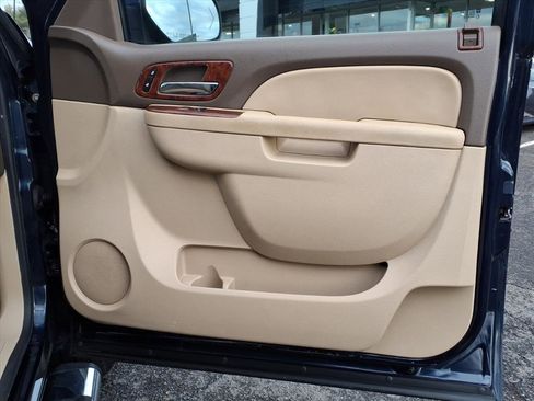 Used 2011 Chevrolet Silverado 1500 LTZ w/ LTZ Plus Package image 12