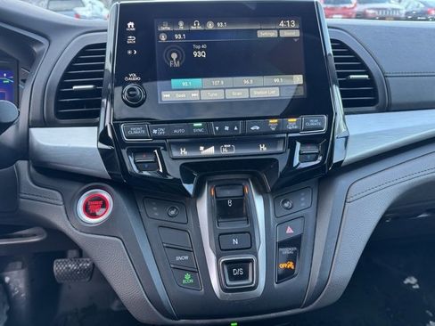 Used 2019 Honda Odyssey EX-L image 16