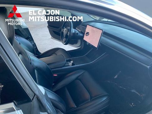 Used 2018 Tesla Model 3 Long Range image 18