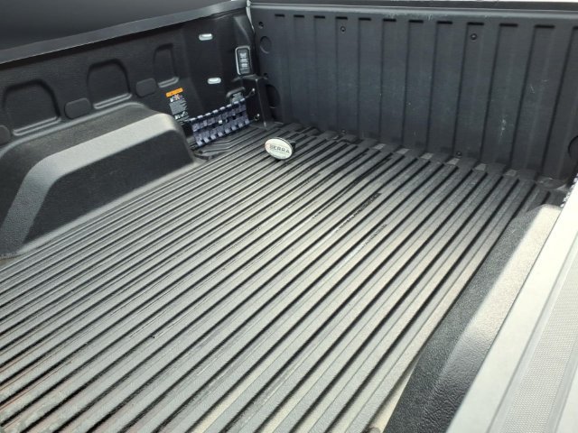 Used 2024 Chevrolet Silverado 1500 LT AWD/4WD image 19