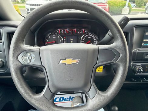 Used 2016 Chevrolet Silverado 1500 Custom w/ Custom Convenience Package AWD/4WD image 15