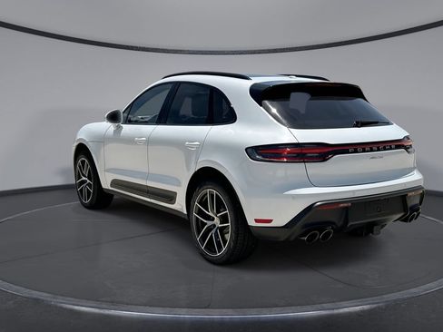 Certified 2023 Porsche Macan Turbo AWD/4WD image 10