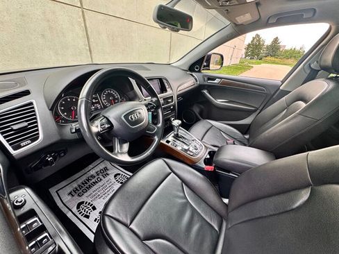 Used 2017 Audi Q5 2.0T Premium Plus w/ Technology Package AWD/4WD image 16