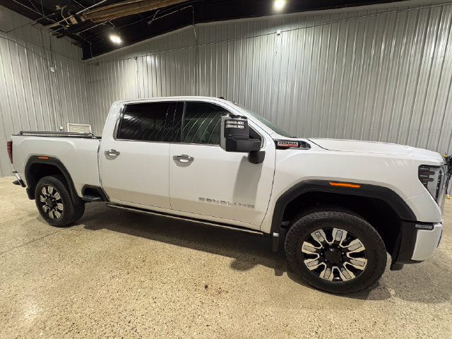 Used 2024 GMC Sierra 2500 Denali w/ Denali Reserve Package AWD/4WD image 7