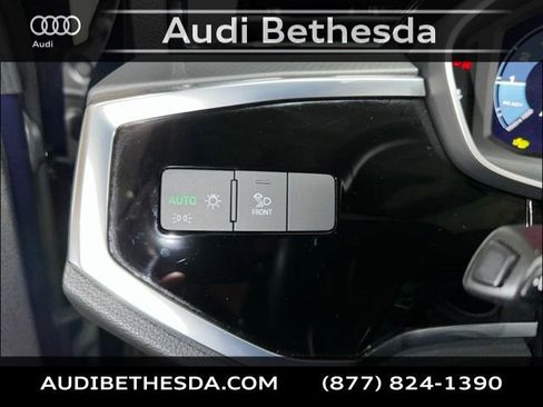 Used 2025 Audi Q3 2.0T Premium w/ Convenience Package image 15