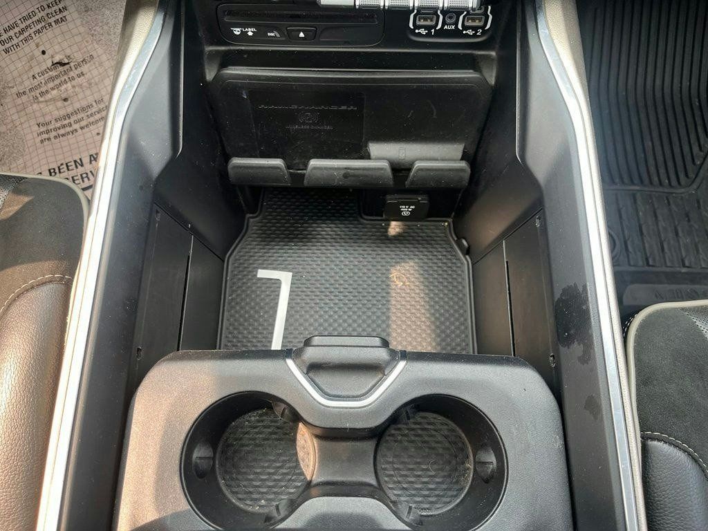 Used 2019 RAM 1500 Laramie RWD image 14