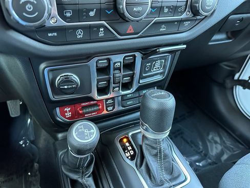 New 2026 Jeep Gladiator Mojave AWD/4WD image 26