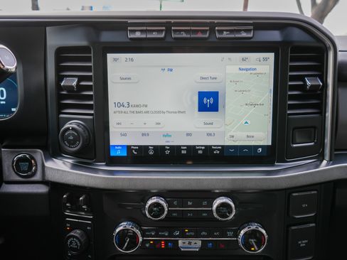 Used 2024 Ford F250 Platinum w/ Tremor Off-Road Package image 27