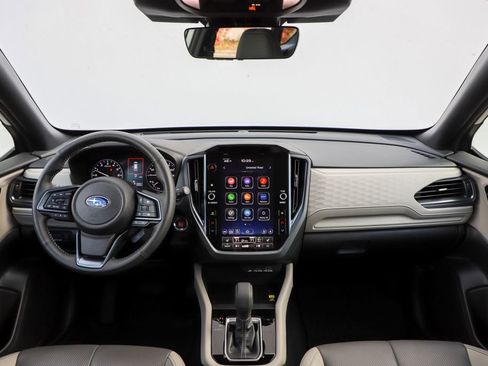 Used 2025 Subaru Forester Limited image 2