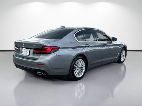 Used 2023 BMW 530i w/ Premium Package RWD image 3