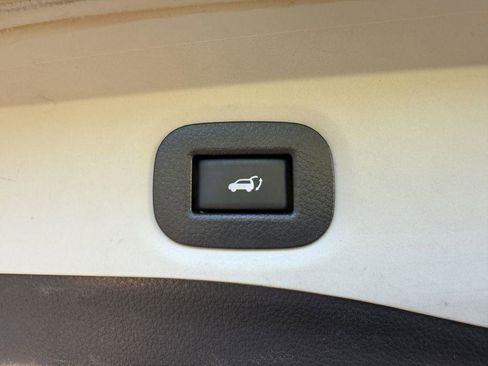 Used 2020 Nissan Rogue SV AWD/4WD image 26