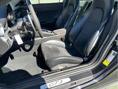 Used 2014 Porsche 911 GT3 image 15