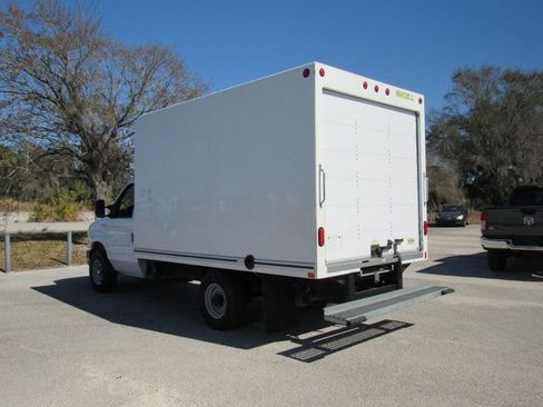 Used 2023 Ford E-350 and Econoline 350 Super Duty w/ Power Windows & Locks Group image 8