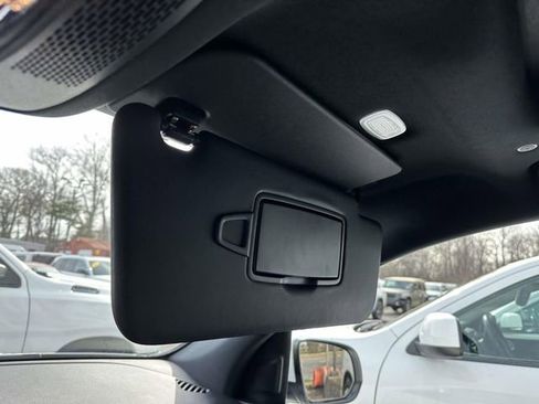 Used 2023 Mercedes-Benz GLE 350 4MATIC image 23