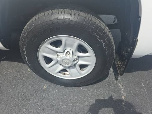 Used 2015 Toyota Tundra SR w/ Tow Package RWD image 8