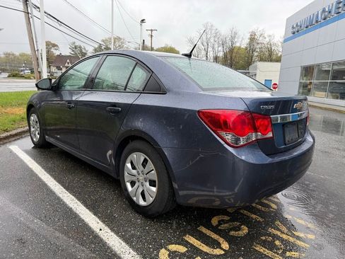 Used 2013 Chevrolet Cruze LS FWD image 18