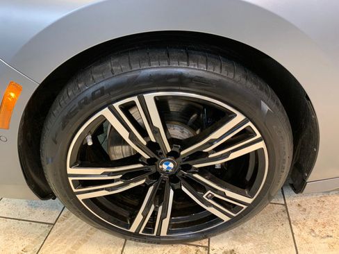 Used 2023 BMW 760i xDrive image 12