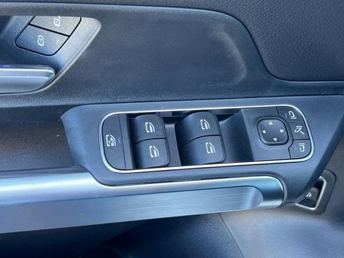 New 2026 Mercedes-Benz GLB 250 4MATIC image 15