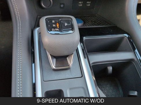 New 2026 Nissan Pathfinder Platinum image 16